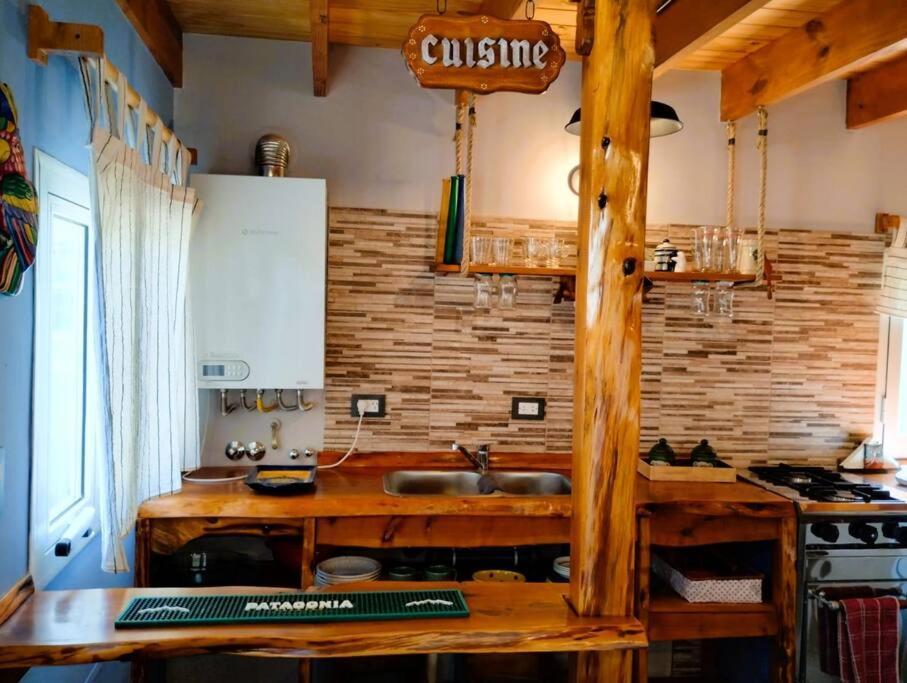 Cabana La Marilena, Para 2 Huespedes Con Desayuno El Calafate Luaran gambar